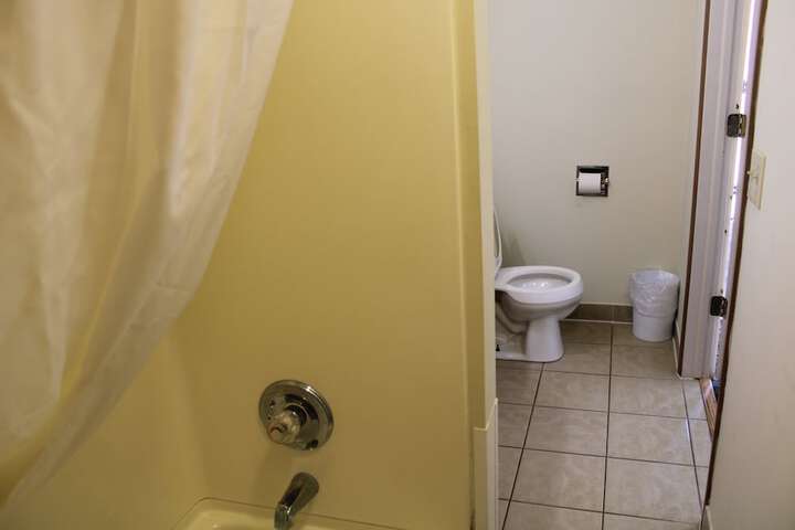 Room 68 of 90