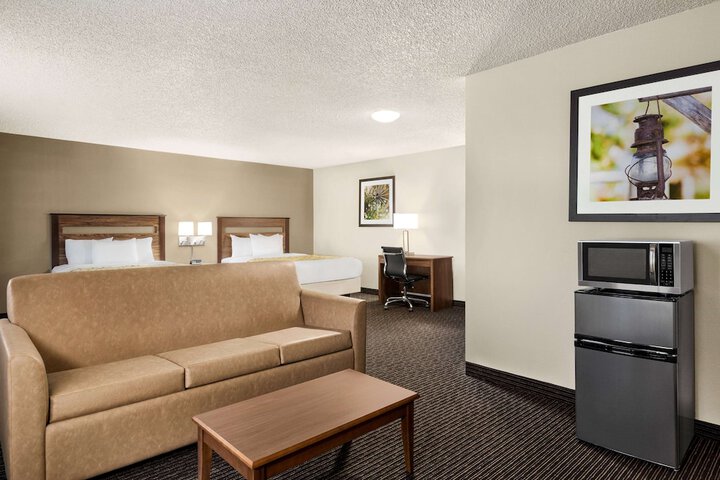 Room 20 of 36