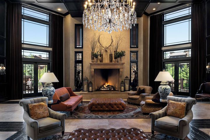 Hotel Interior 93 of 316