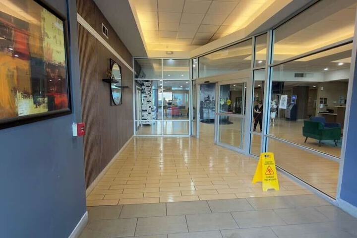 Comfort Inn & Suites Omaha Central