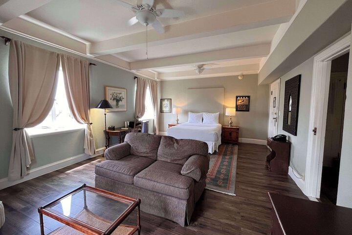 Room 47 of 69
