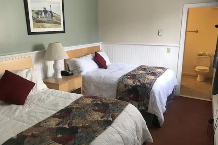 The Corsair & Cross Rip Oceanfront Resort
