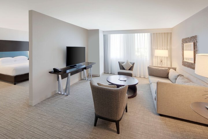 Room 32 of 78
