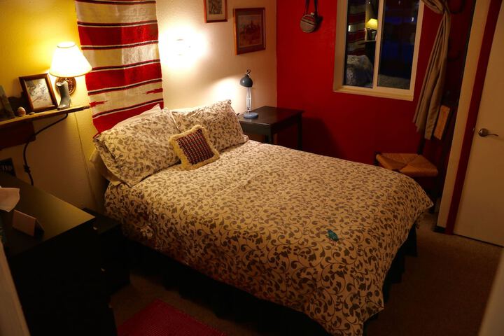 Room 36 of 65