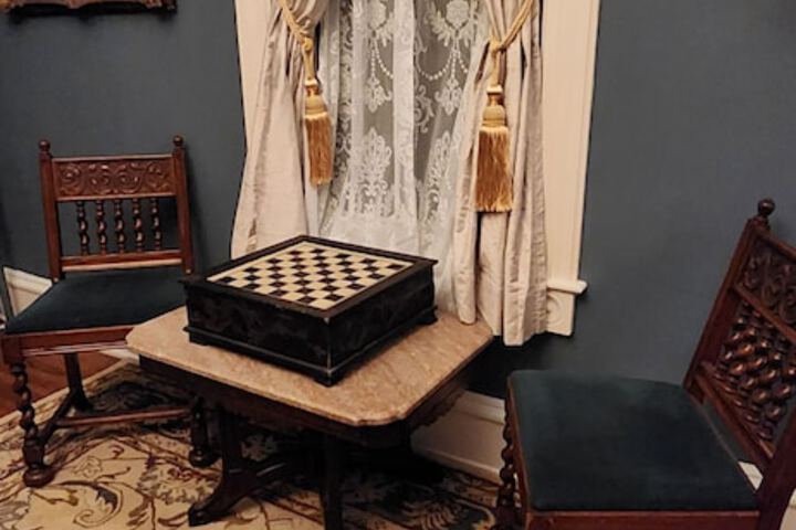 Oaklawn Inn LLC