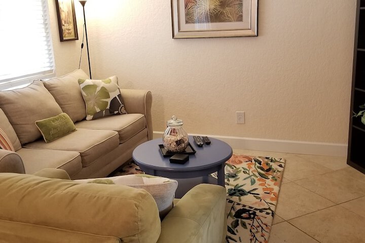 Room 15 of 34