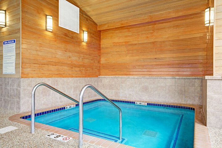 Pool 3 of 16