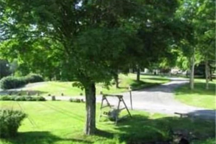 Property Grounds 23 of 28