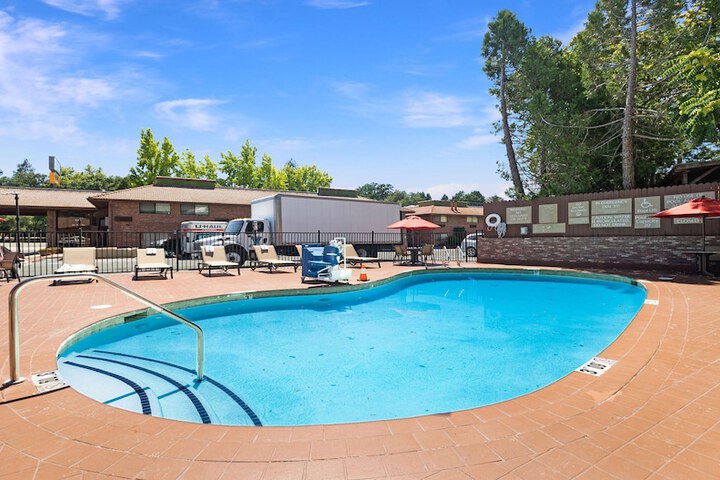 Pool 3 of 57