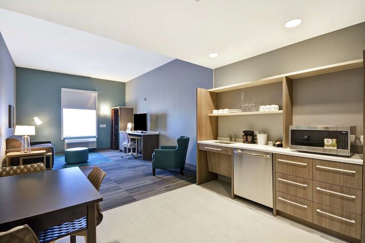 Room 22 of 49