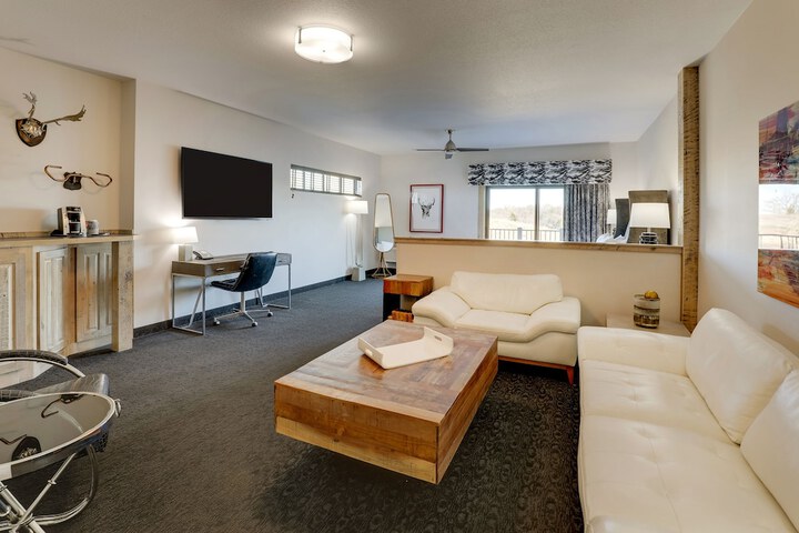 Room 55 of 86