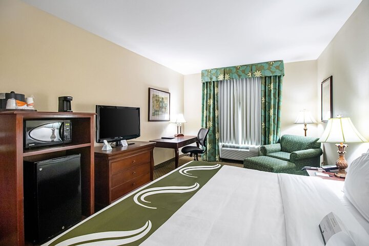 Room 20 of 32