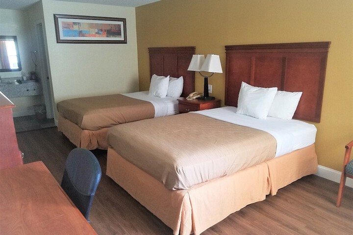 Room 20 of 26