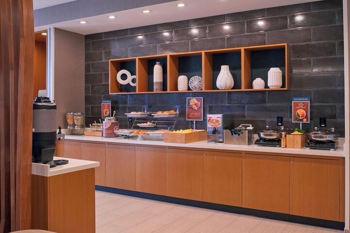 Breakfast/Coffee Service 23 of 24