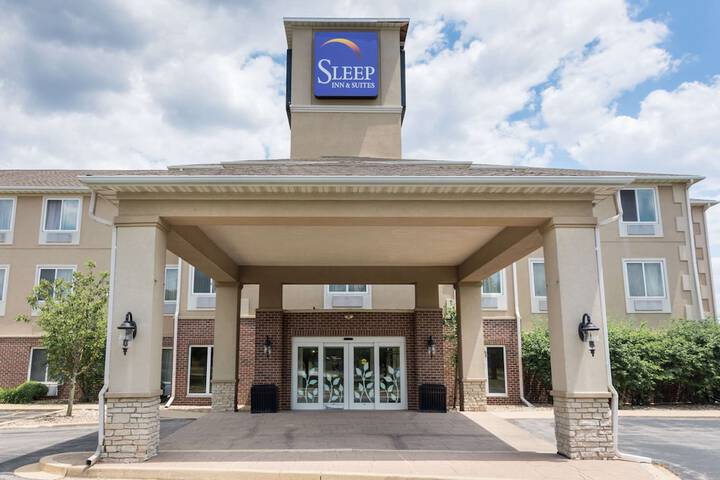Hotel 4 of 62