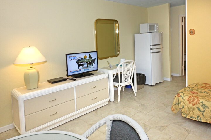 Room 44 of 61