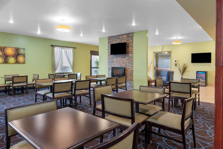 Best Western Plus Covered Bridge Inn