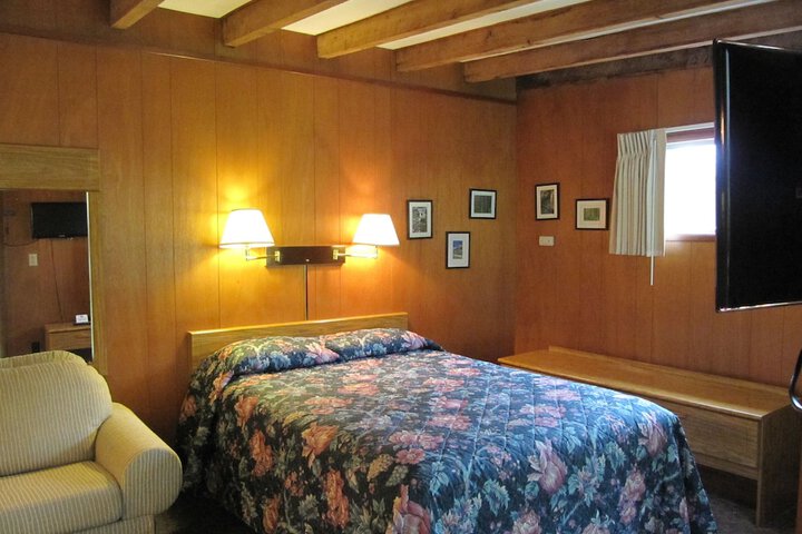 Room 43 of 154