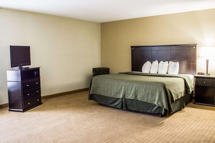 Quality Inn & Suites Wilson I-95