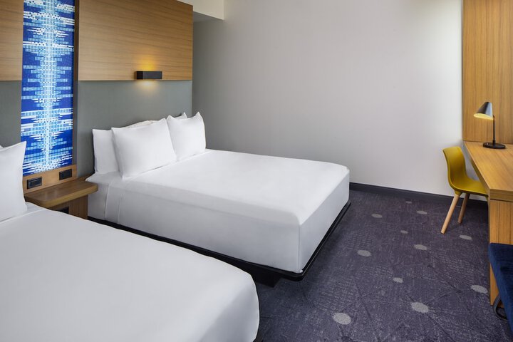 Room 14 of 32