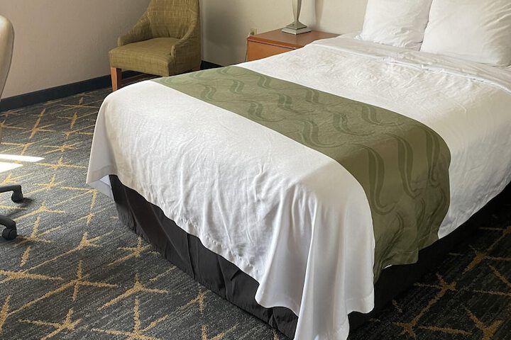 Room 21 of 36