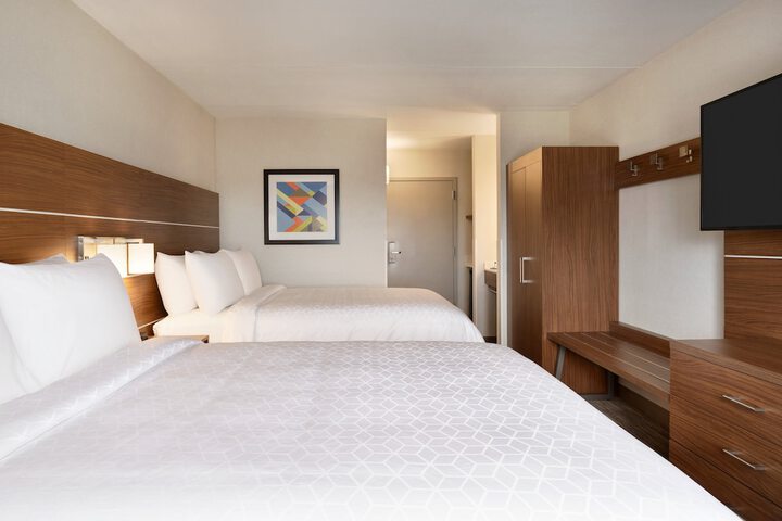 Room 20 of 36