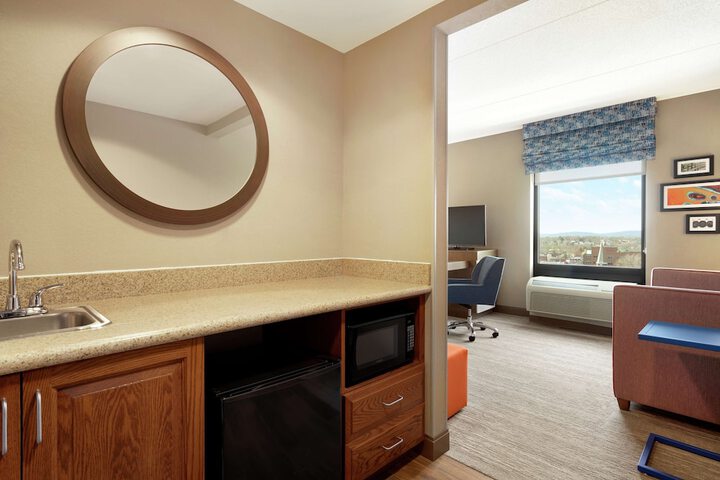 Room 19 of 30