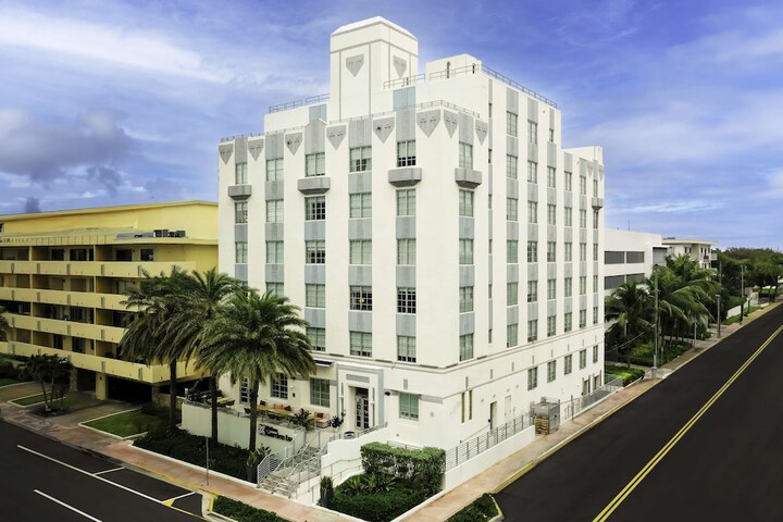 Hotel 3 of 43