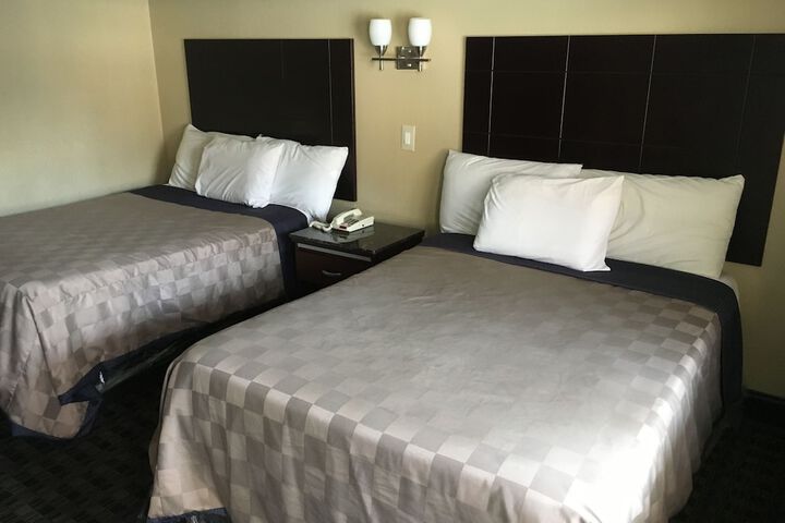 Room 11 of 41