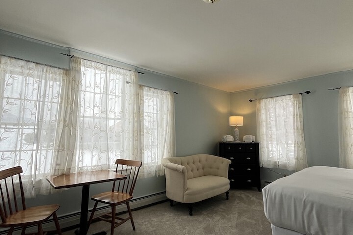 Room 125 of 294