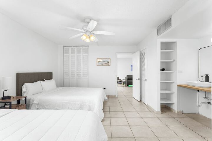 Bay Harbor Sunset Apt 3A