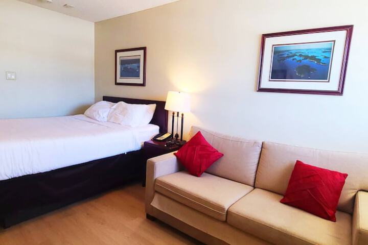Room 32 of 87
