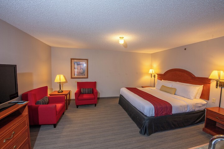 Room 5 of 16
