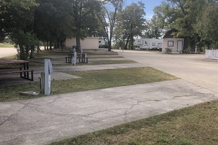 Property Grounds 25 of 26