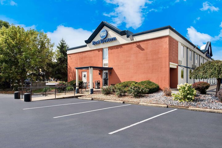 Best Western Adena Inn