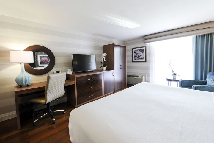 Room 13 of 53