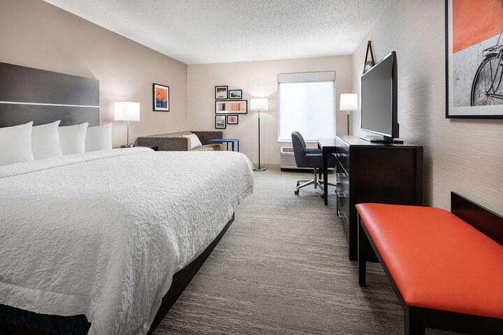 Room 8 of 21
