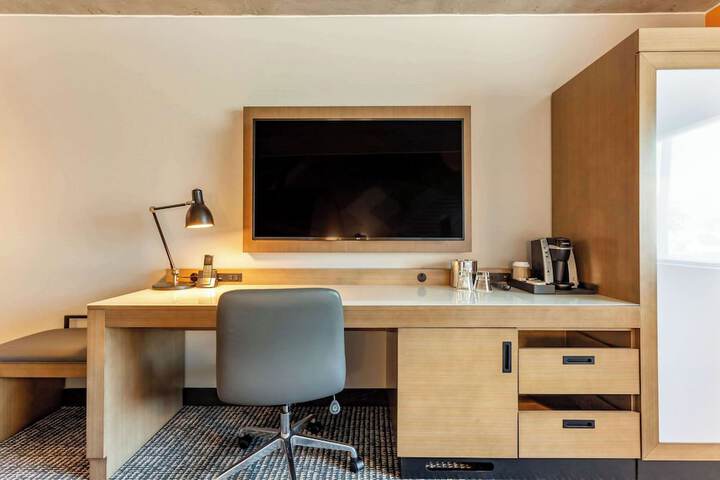 Room 14 of 59