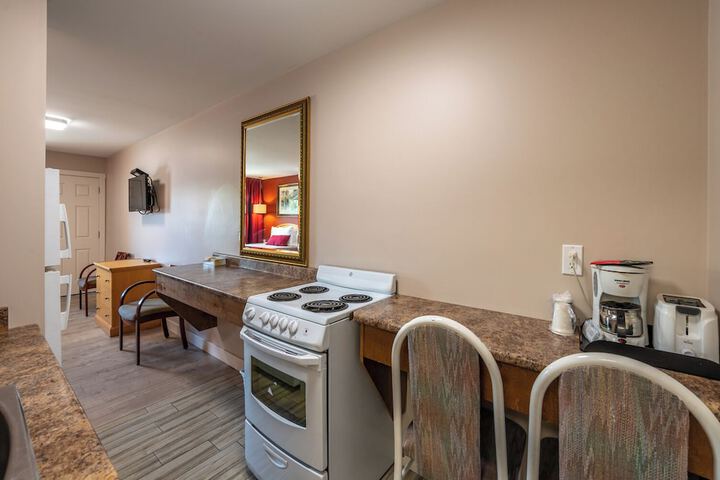 Sahara Courtyard Inn Penticton