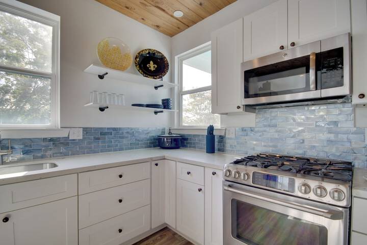 Sunny Waveland Home Rental w / Pool: Walk to Beach!