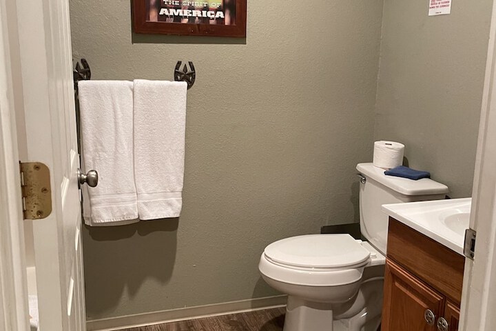 Room 43 of 62