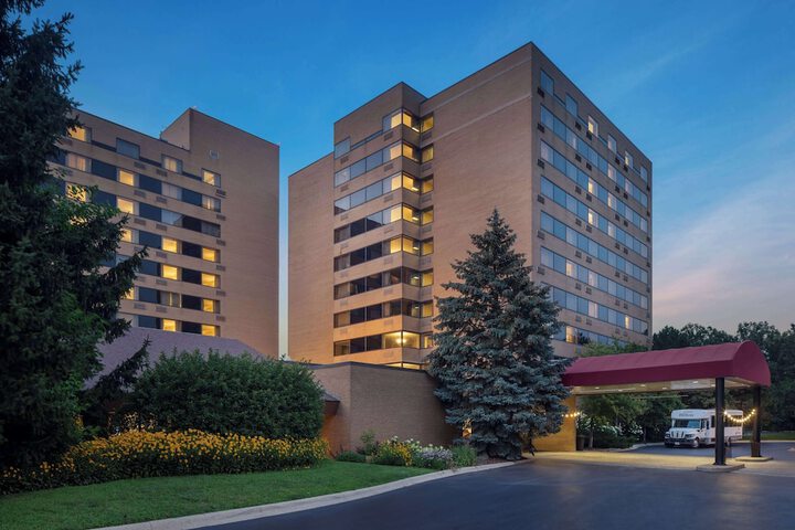 Hotel 3 of 113