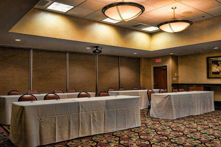 Holiday Inn Express La Plata by IHG