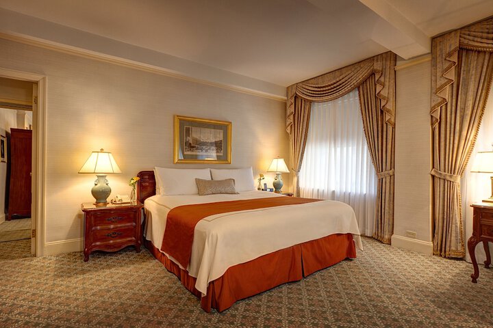 Room 71 of 79