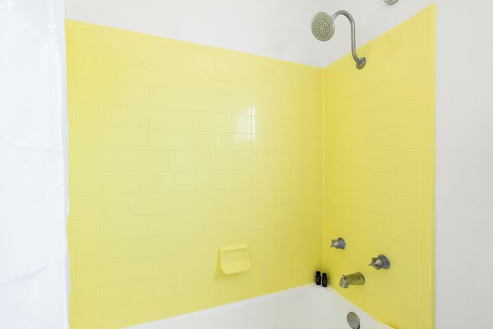 Room 69 of 104