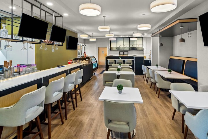 Park Inn by Radisson Kelowna