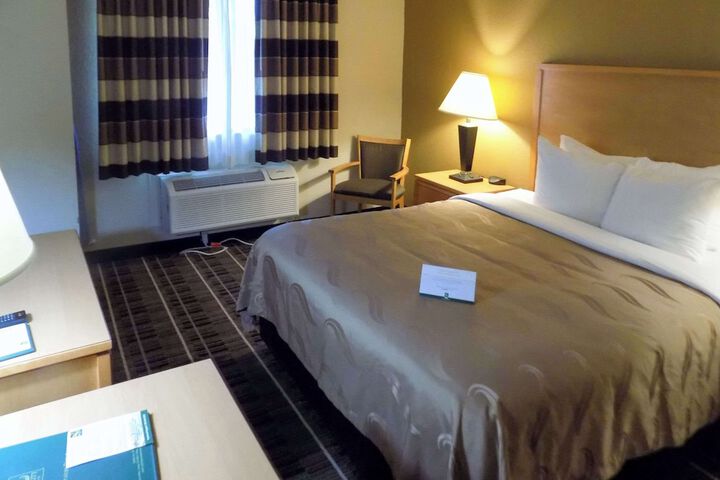 Room 42 of 61