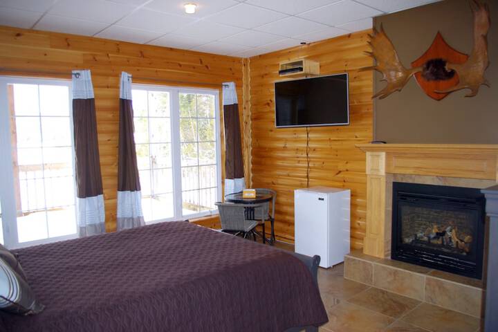 Room 43 of 68