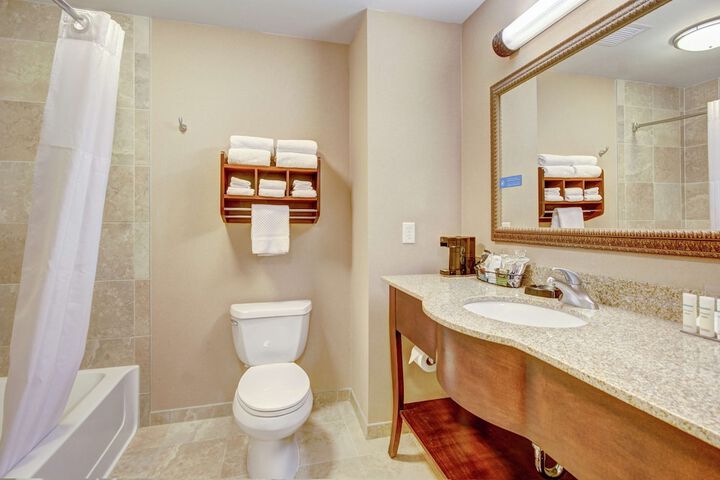 Room 12 of 33