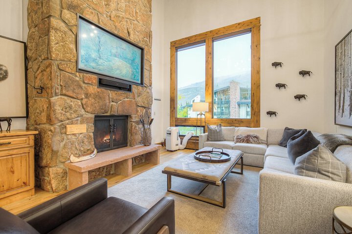 The Lodge at Vail a RockResort by Vail Resorts